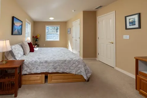 19610 Poplar Street Bend OR 97702