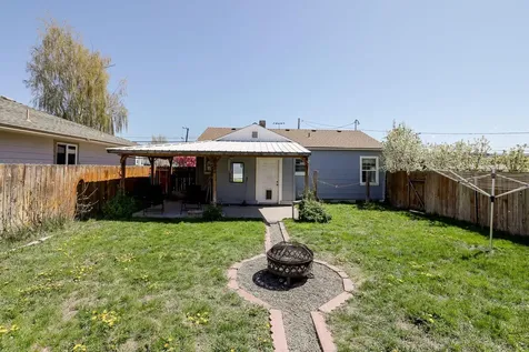 195 S Main Street Prineville OR 97754