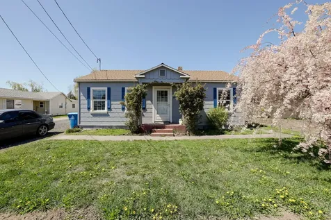 195 S Main Street Prineville OR 97754