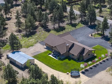 17358 Ivy Lane Sisters OR 97759