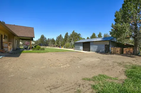 17358 Ivy Lane Sisters OR 97759