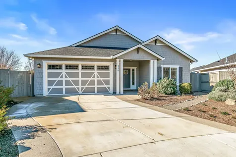 114 Connecticut Court Medford OR 97504