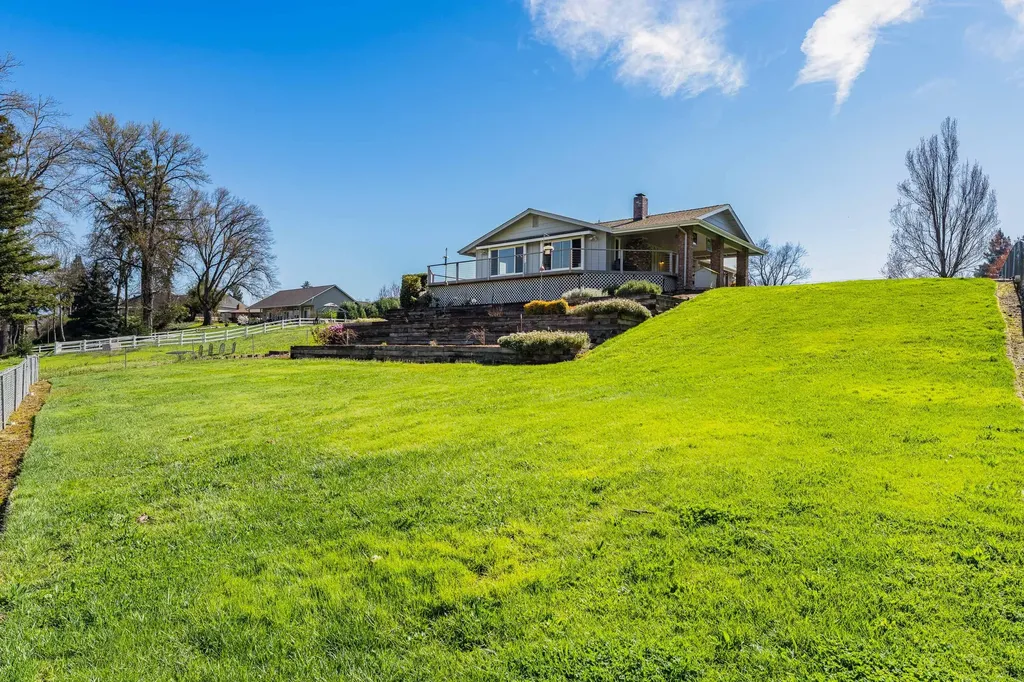 274 Parkhill Place Grants Pass OR 97527