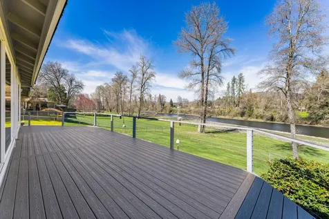 274 Parkhill Place Grants Pass OR 97527