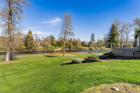 274 Parkhill Place Grants Pass OR 97527
