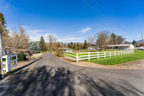 274 Parkhill Place Grants Pass OR 97527