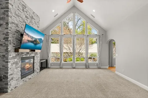 1868 NW F Street Grants Pass OR 97526