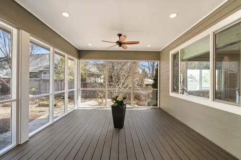 1868 NW F Street Grants Pass OR 97526