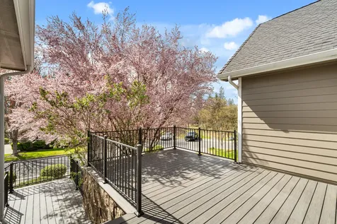 1868 NW F Street Grants Pass OR 97526