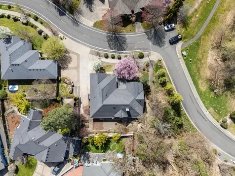 1868 NW F Street Grants Pass OR 97526