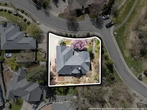 1868 NW F Street Grants Pass OR 97526