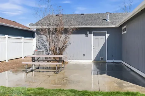840 NE Quince Avenue Redmond OR 97756