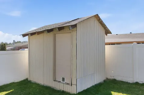 840 NE Quince Avenue Redmond OR 97756
