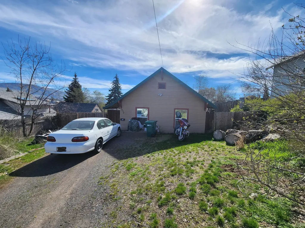 824 Grant Street Klamath Falls OR 97601