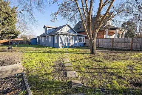 2361 Kings Highway Medford OR 97501
