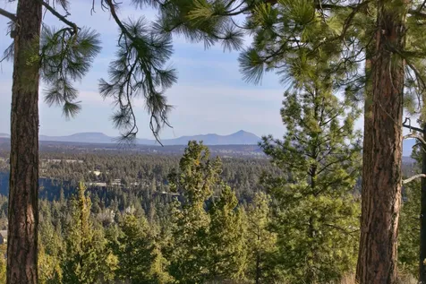 3380 NW Greenleaf Way Bend OR 97703
