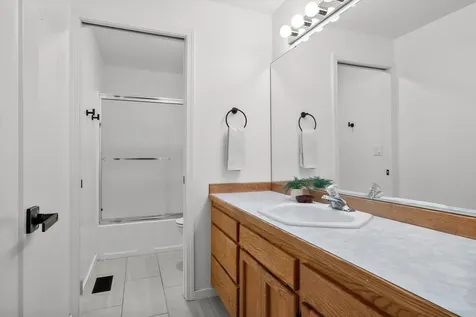 19628 Poplar Street Bend OR 97702