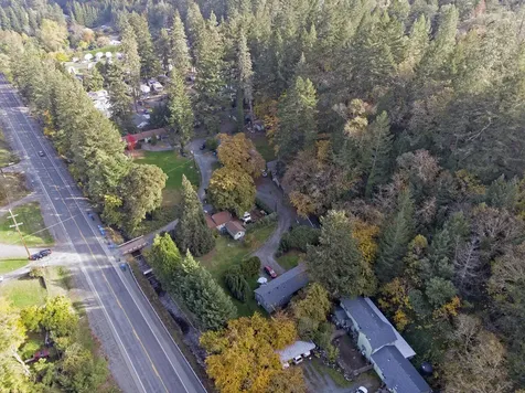 3251 Rogue River Highway Grants Pass OR 97527