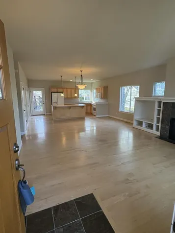 1642 NW Hemlock Avenue Redmond OR 97756
