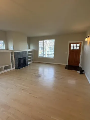1642 NW Hemlock Avenue Redmond OR 97756