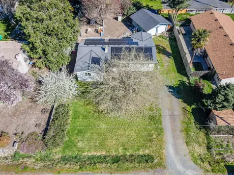 1981 Regina Way Grants Pass OR 97527