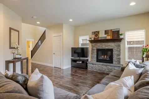 3137 NE Flagstone Avenue Bend OR 97701