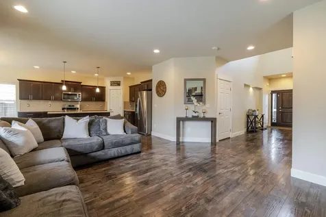 3137 NE Flagstone Avenue Bend OR 97701