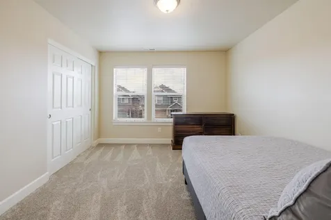 3137 NE Flagstone Avenue Bend OR 97701