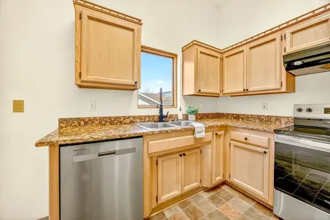 239 E Hersey Street Ashland OR 97520