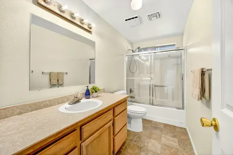 239 E Hersey Street Ashland OR 97520