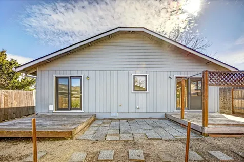 239 E Hersey Street Ashland OR 97520