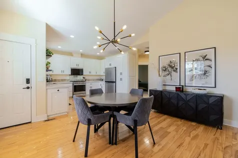 1833 NW Larch Avenue Redmond OR 97756