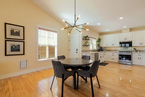 1833 NW Larch Avenue Redmond OR 97756