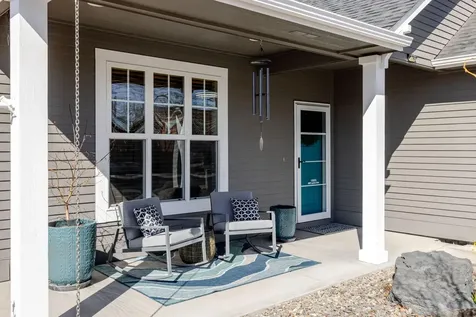 1833 NW Larch Avenue Redmond OR 97756
