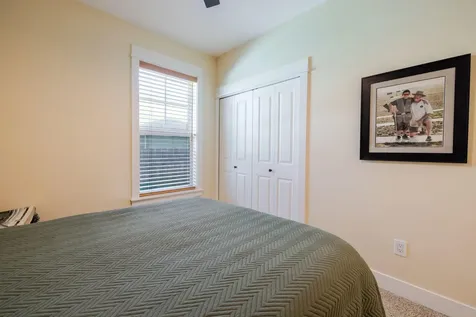 1833 NW Larch Avenue Redmond OR 97756