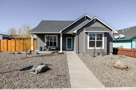 1833 NW Larch Avenue Redmond OR 97756