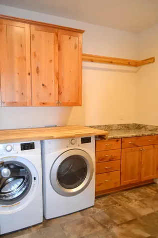915 NW Bishop Street Grants Pass OR 97526