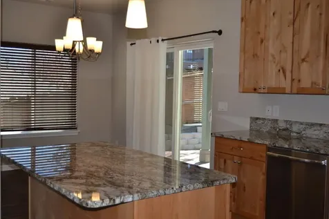 915 NW Bishop Street Grants Pass OR 97526