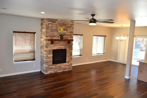 915 NW Bishop Street Grants Pass OR 97526