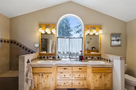 20518 Pine Vista Drive Bend OR 97702