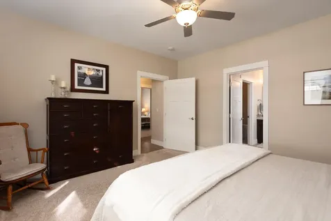 1572 NW Kingwood Avenue Redmond OR 97756