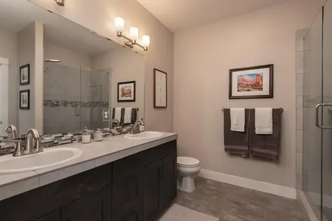 1572 NW Kingwood Avenue Redmond OR 97756