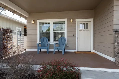 1572 NW Kingwood Avenue Redmond OR 97756