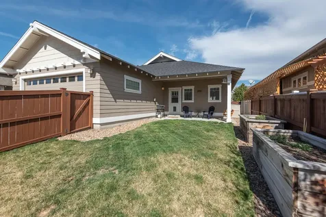 1572 NW Kingwood Avenue Redmond OR 97756