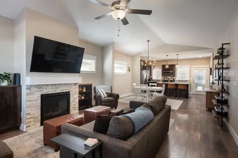 1572 NW Kingwood Avenue Redmond OR 97756