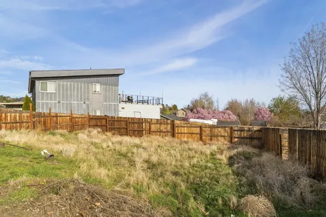 2845 SW 31st Street Redmond OR 97756