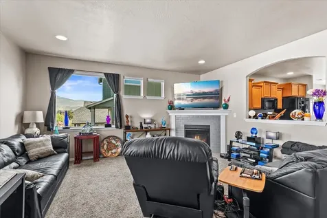2264 College Way Medford OR 97504