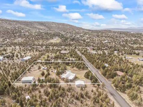 1940 SE Mountain Road Prineville OR 97754