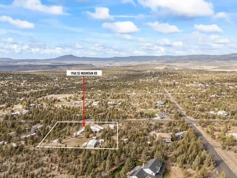 1940 SE Mountain Road Prineville OR 97754