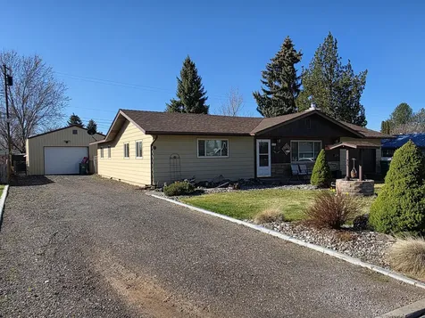 4302 Onyx Avenue Klamath Falls OR 97603